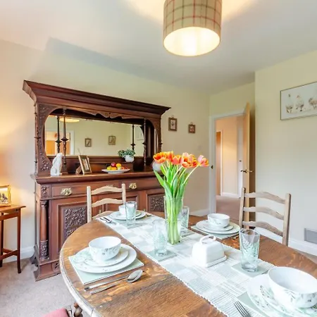 2 Bed In Oc-h34195 *